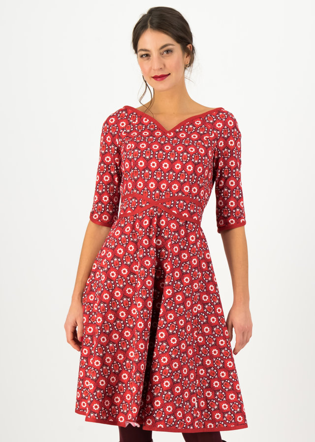 strickkleid blutsgeschwister